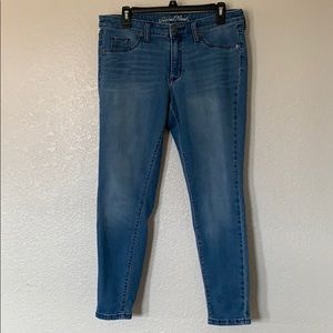 Universal Thread Mid-rise Jeggings
